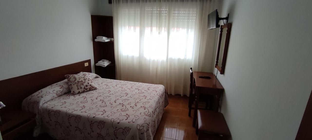 Pensión Vázquez Vimianzo Exterior foto